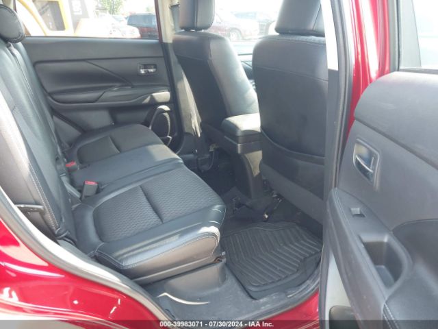 JA4AD3A30FZ009377 Mitsubishi Outlander Se