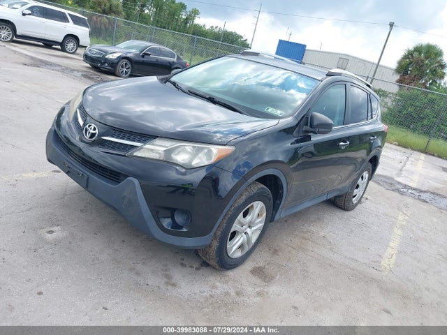 Toyota RAV4 LE 2014 2T3BFREV3EW170498 Image 2