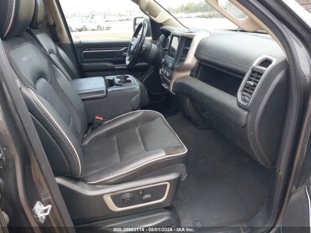 1C6RREDT8KN864824 RAM 1500 Laramie Quad Cab 4x2 6'4 Box