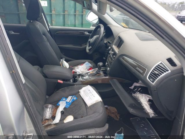 WA1LFAFP5EA076881 Audi Q5 2.0t Premium