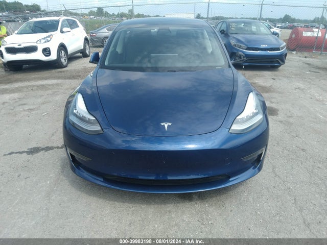 Tesla Model 3 Long Range Dual Motor All-wheel Drive 2021 5YJ3E1EB6MF848082 Image 12