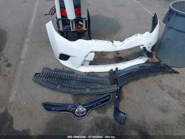 Toyota COROLLA LE 2016 5YFBURHE6GP550885 Image 12