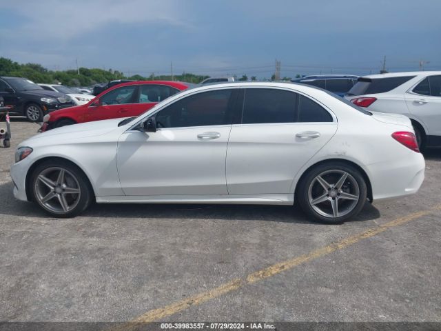 55SWF4JB0HU186747 Mercedes-Benz C 300 Luxury/sport