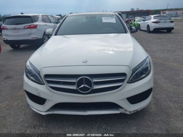 55SWF4JB0HU186747 Mercedes-Benz C 300 Luxury/sport