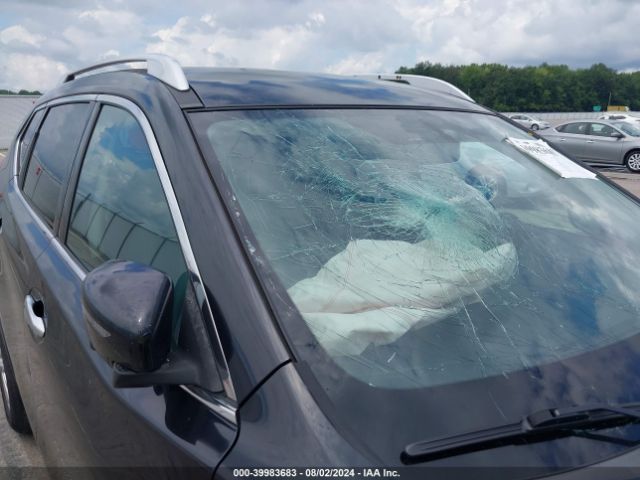 KNMAT2MT5HP592560 Nissan ROGUE SV