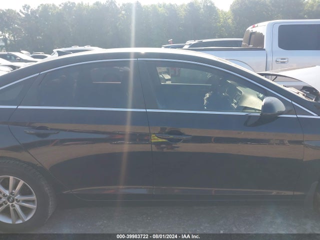 Hyundai SONATA SE 2015 5NPE24AF5FH185636 Image 14