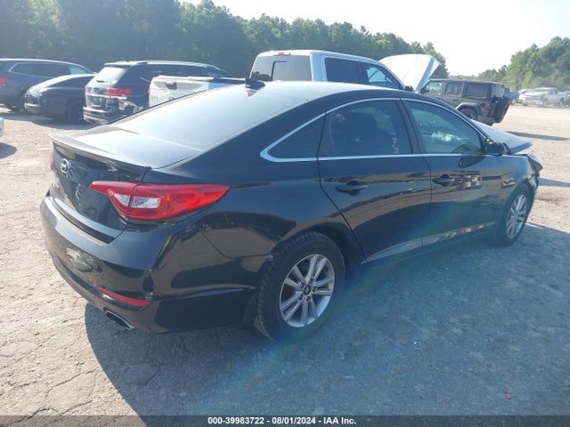 Hyundai SONATA SE 2015 5NPE24AF5FH185636 Image 4