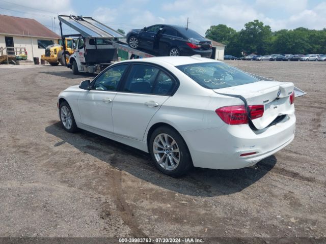 WBA8E5G54HNU42181 BMW 320i Xdrive