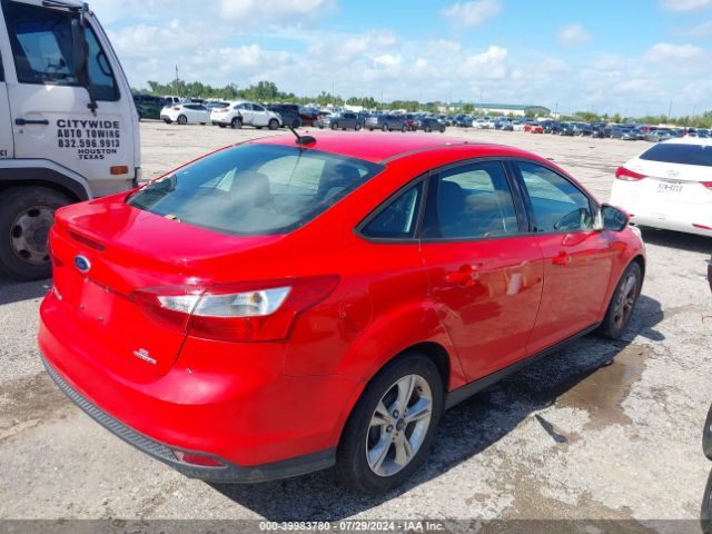 1FADP3F27EL392784 Ford FOCUS SE