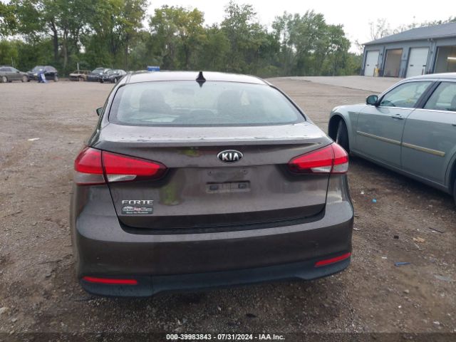 3KPFK4A71HE081424 KIA FORTE LX