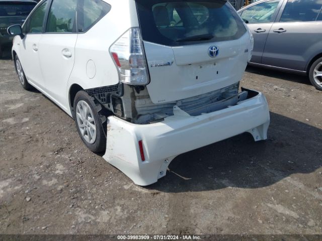 JTDZN3EU1E3295198 Toyota Prius V Three