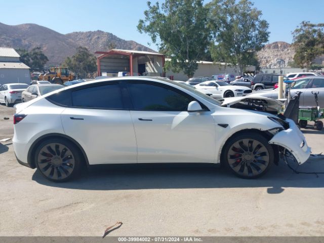 7SAYGDEF2RF045204 Tesla Model Y Performance Dual Motor All-wheel Drive
