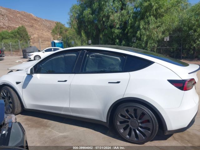 7SAYGDEF2RF045204 Tesla Model Y Performance Dual Motor All-wheel Drive