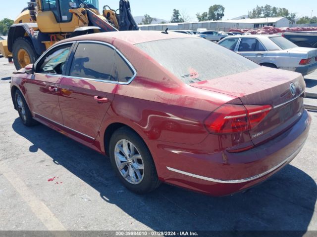 1VWAT7A3XGC012658 Volkswagen Passat 1.8t S
