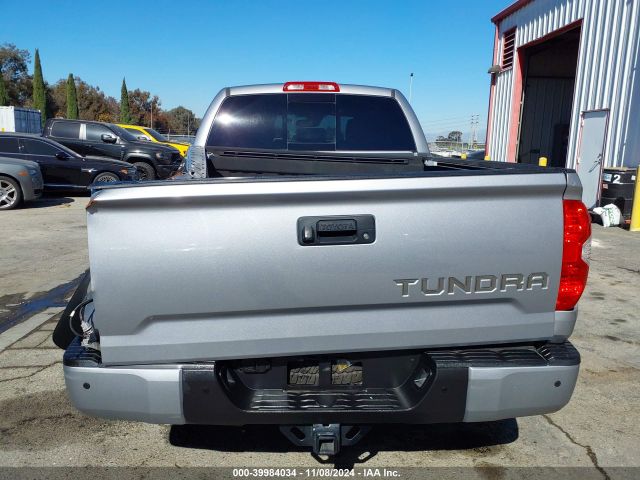 5TFUY5F12JX723445 Toyota Tundra Sr5 5.7l V8