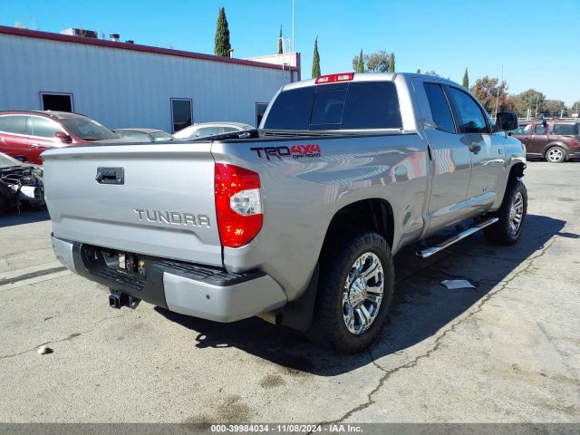 5TFUY5F12JX723445 Toyota Tundra Sr5 5.7l V8