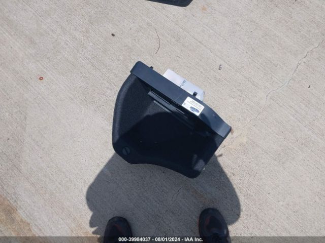 WBA8A9C58GK618366 BMW 320i