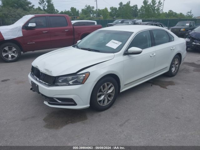 1VWAT7A38GC058781 Volkswagen Passat 1.8t S