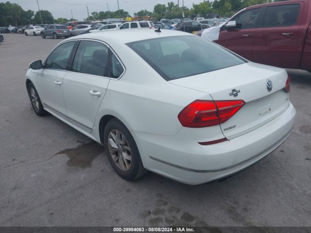 1VWAT7A38GC058781 Volkswagen Passat 1.8t S