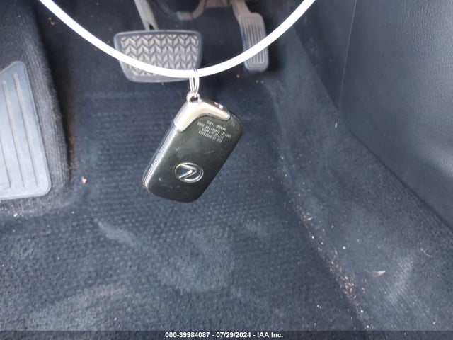 Aukcja sprzedaży 2011 Lexus Ct 200h Premium, vin: JTHKD5BHXB2032229, numer aukcji: 39984087
