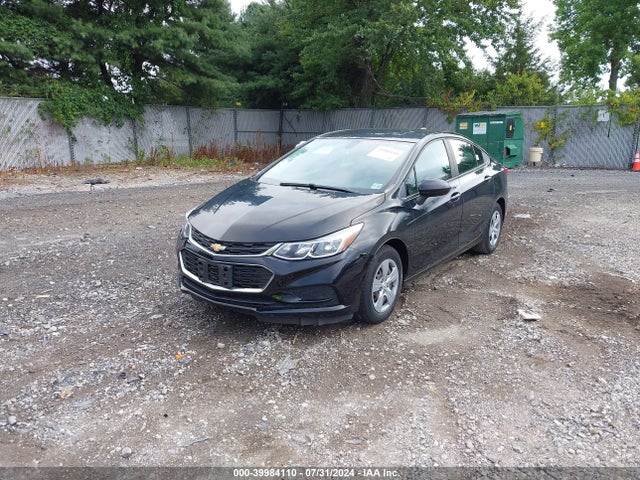 Chevrolet Cruze Ls Auto 2018 1G1BC5SM9J7188564 Image 2