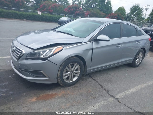 Hyundai SONATA SE 2016 5NPE24AF7GH310850 Image 2