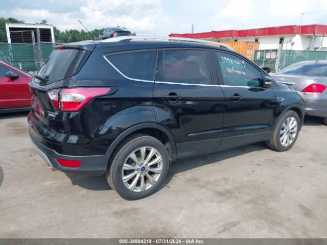 1FMCU0JD7HUC84987 Ford Escape Titanium