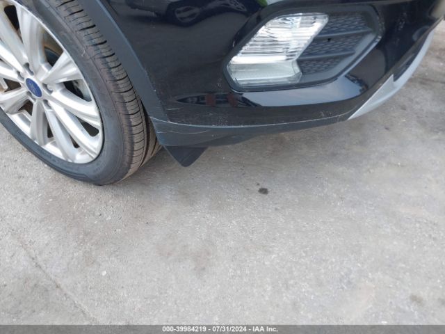 1FMCU0JD7HUC84987 Ford Escape Titanium