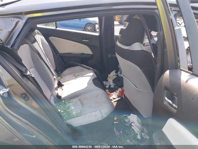 Toyota Prius Le Awd-e 2022 JTDL9MFU3N3032273 Image 8