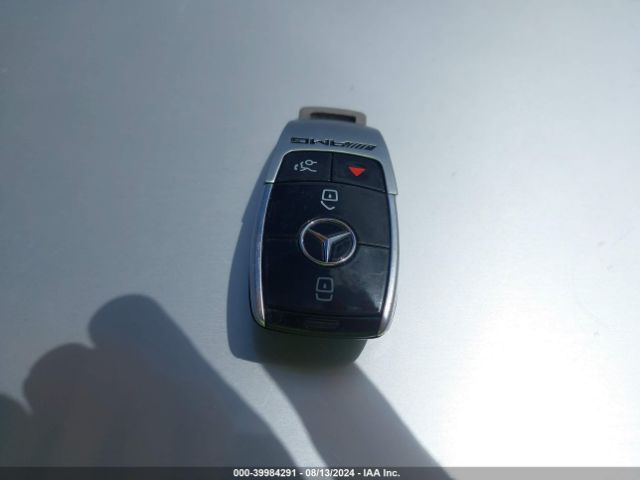 WDDZF4JB0JA459883 Mercedes-Benz E 300
