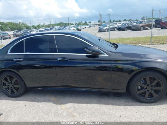 WDDZF4JB0JA459883 Mercedes-Benz E 300