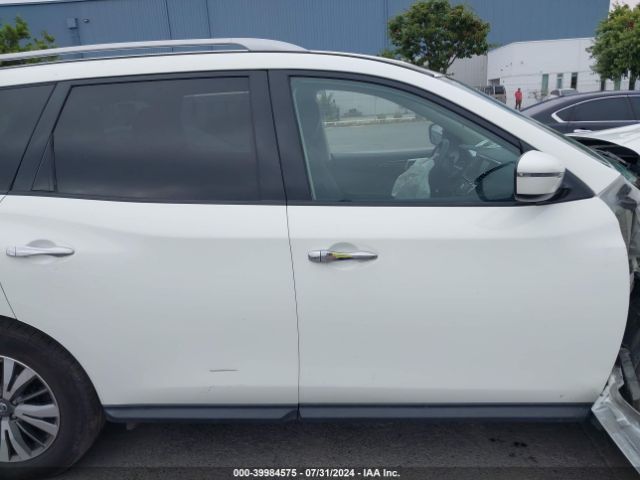 5N1DR2MM7JC643540 Nissan Pathfinder S