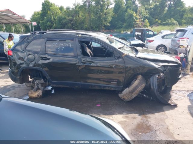 1C4PJMCB2GW371586 Jeep Cherokee 75th Anniversary