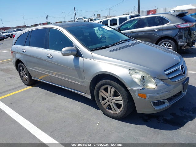 Продаж на аукціоні авто 2006 Mercedes-benz R 500 4matic, vin: 4JGCB75E76A008342, номер лоту: 39984932