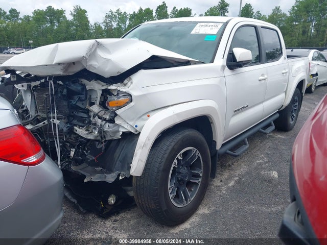 Toyota Tacoma Sr5 V6 2017 3TMAZ5CN5HM032479 Image 2