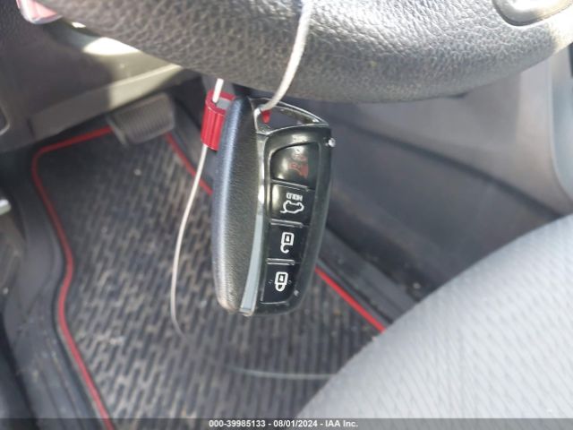 5NMZU3LB7JH060028 Hyundai Santa Fe Sport 2.4l