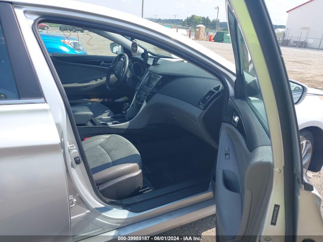 Hyundai SONATA SE 2014 5NPEC4AC0EH831196 Image 5
