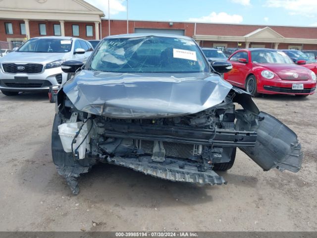 3N1CB7AP6JY233967 Nissan Sentra Sr Turbo