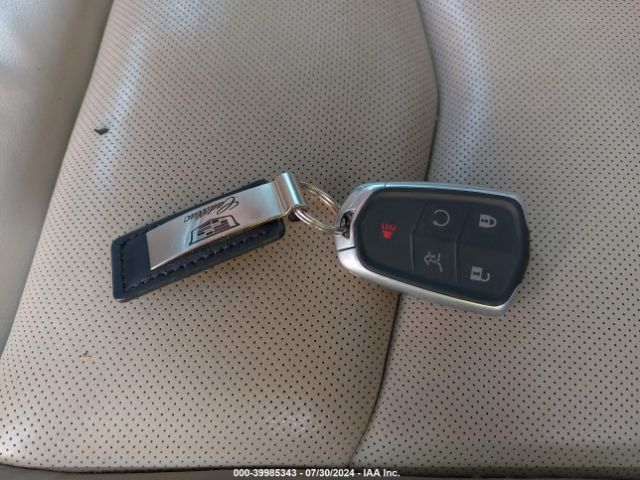 1GYKNDRS4HZ245679 Cadillac XT5 LUXURY