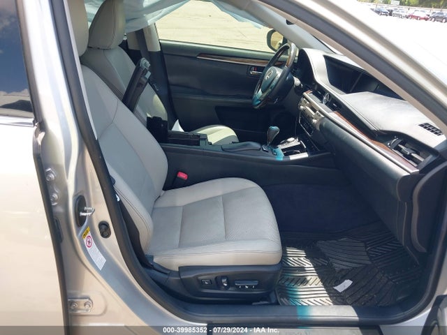 39985352 :رقم المزاد ، JTHBK1GG5D2068458 vin ، 2013 Lexus Es 350 مزاد بيع
