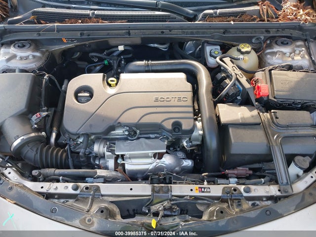 1G1ZD5ST4NF120560 Chevrolet Malibu Fwd Lt