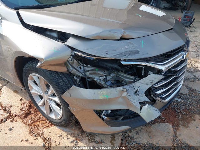 1G1ZD5ST4NF120560 Chevrolet Malibu Fwd Lt