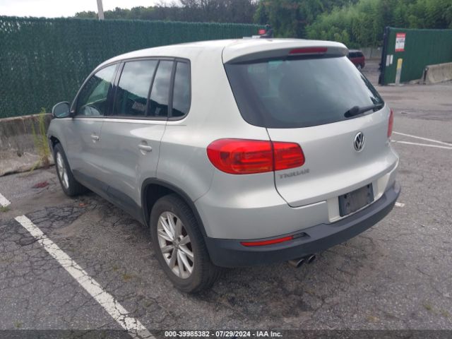 WVGAV3AX2EW526262 Volkswagen TIGUAN SE