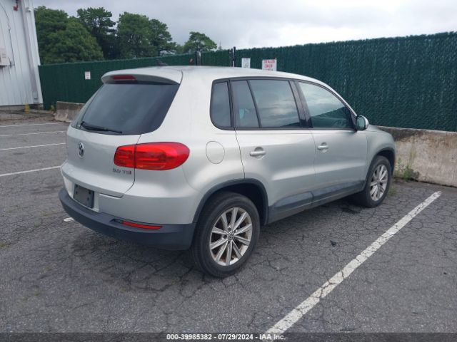 WVGAV3AX2EW526262 Volkswagen TIGUAN SE