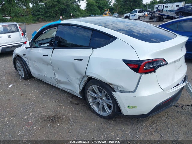 2022 TESLA MODEL Y 7SAYGDEE7NF456776 Photo 2
