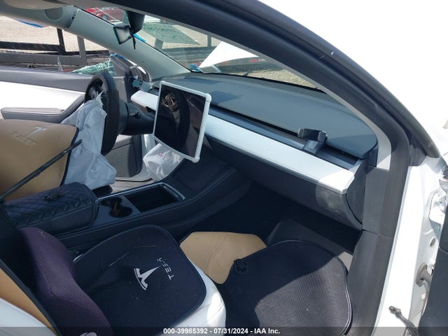 2022 TESLA MODEL Y 7SAYGDEE7NF456776 Photo 4