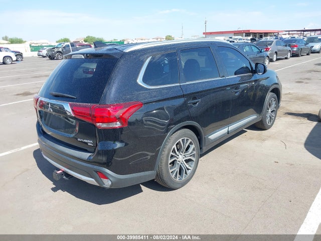 2017 MITSUBISHI OUTLANDER JA4AD3A35HZ018692 Photo 3