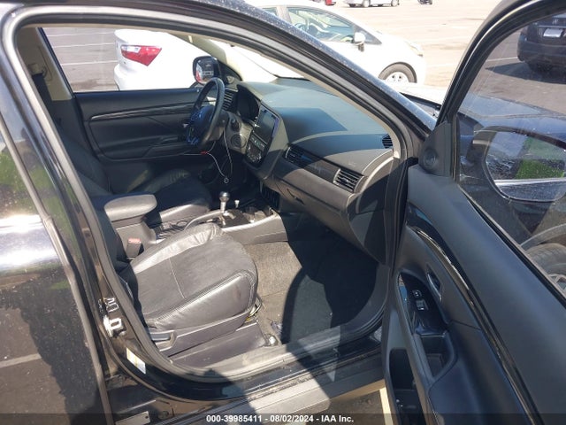 2017 MITSUBISHI OUTLANDER JA4AD3A35HZ018692 Photo 4