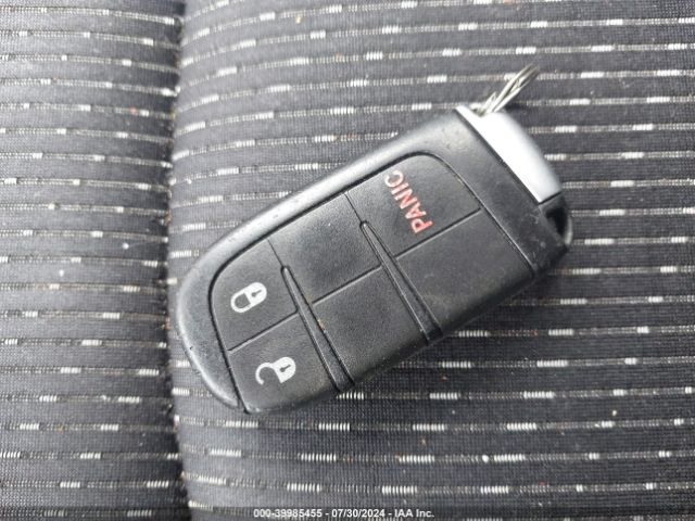 3C4PDCBB0KT798055 Dodge JOURNEY SE