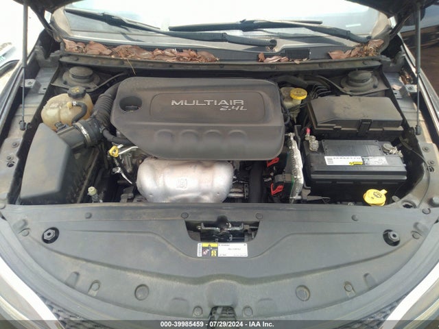 1C3CCCABXFN649004 Chrysler 200 Limited